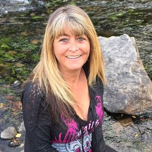 Meet your Posher, Vickie